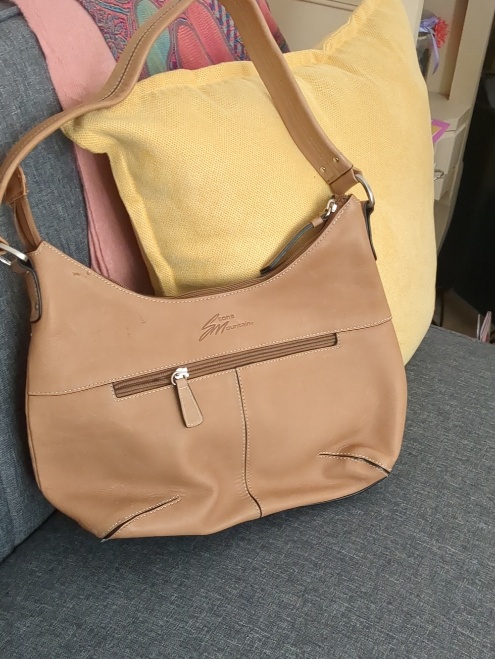 Stone Mountain Accessories Camel/Tan Leather Shoulder Bag